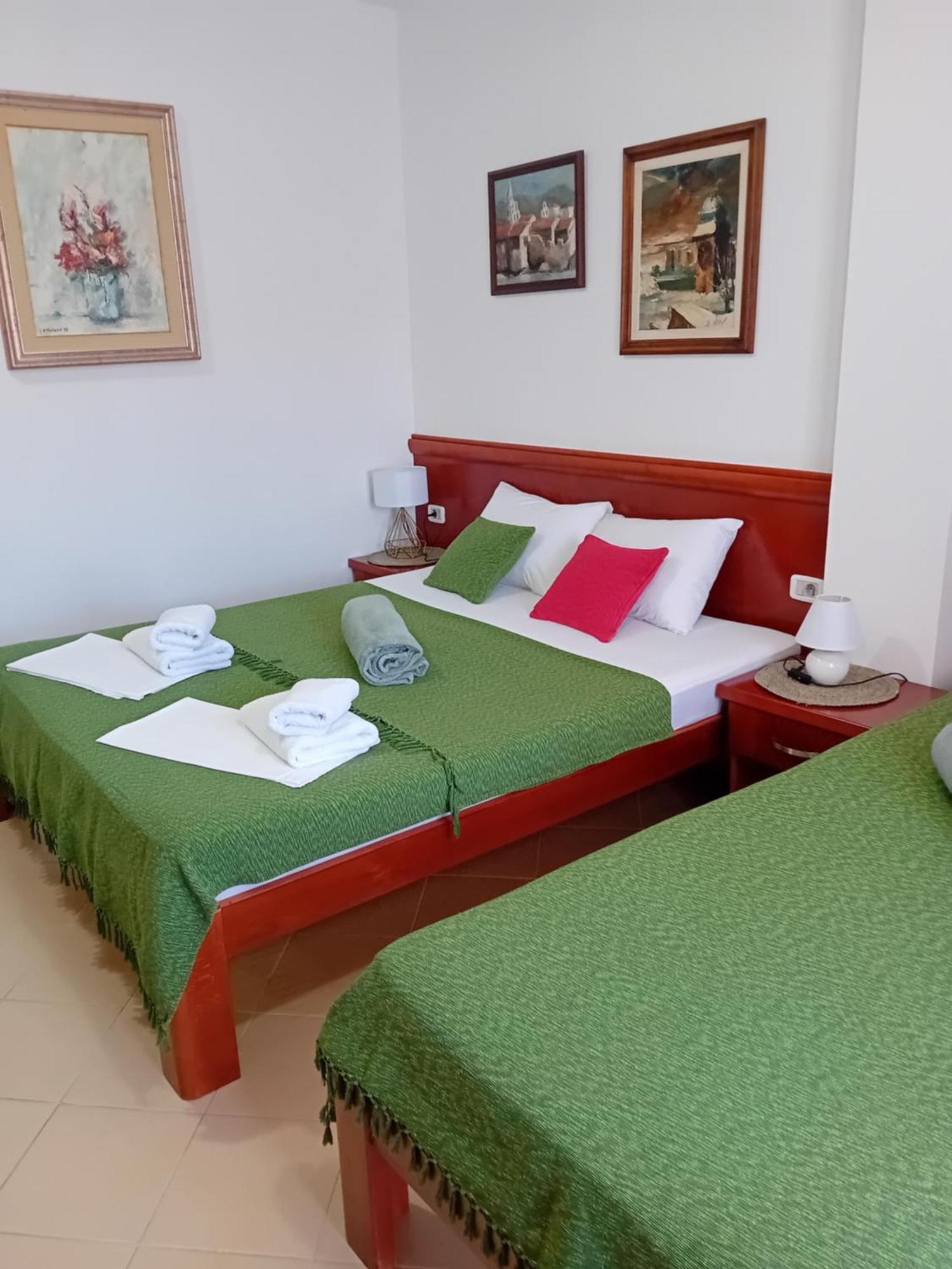 Apartments Krapina Lux Budva Exterior photo